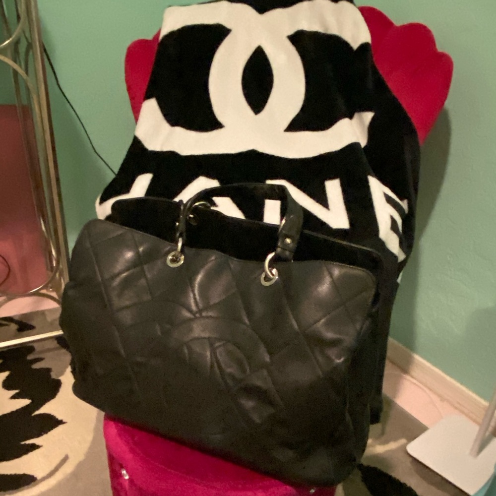 Authentic Large CHANEL purse